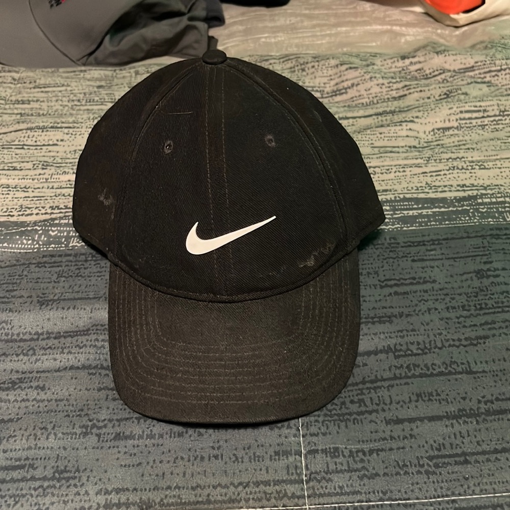 Nike golf hat